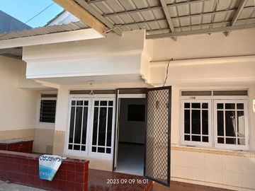 Disewakan Rumah 1 lantai Pondok Tjandra cluster Nanas , perbatasan Surabaya Sidoarjo