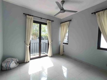 Dijual cepat rumah di Sentul city harga dibawah pasaran