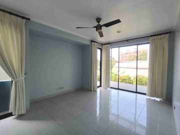 Dijual cepat rumah di Sentul city harga dibawah pasaran