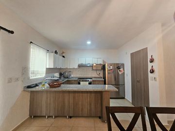 Casa Amueblada en Renta de Tres Recámaras