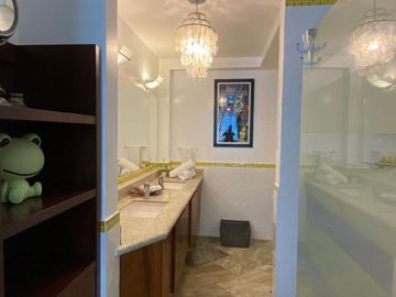 Exclusivo Penthouse De Lujo En Venta De 3 Niveles En La Quinta Avenida Y Calle 38 – Mimosa PH