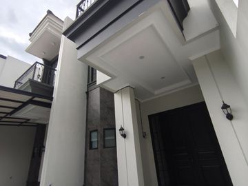Rumah Mewah 2 LT Siap huni GDC Kalimulya depok