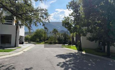 Terreno en venta Carreteta Nacional