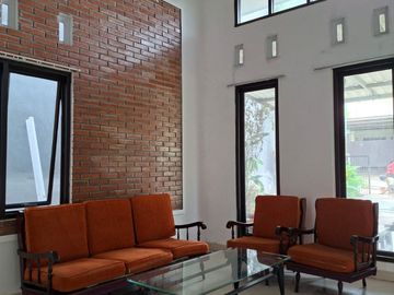 Rumah 1 lantai asri dan nyaman