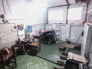 Rumah 2 Lantai Kebraon Surabaya, Dekat Jalan Tol Row Jalan Lebar