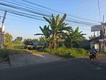 Tanah Prospektif Tepi Jalan Utama Di Kawasan Bisnis Ramai Area Seturan Dekat AMPLAZ, Pakuwon Mall, Kampus UPN