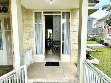 DIJUAL Villa Terawat Aktif Full Furnish Siap Huni Lingkungan Tenang View Pegunungan Lokasi Strategis Dekat Bandara dan Wisata di Villa Batu