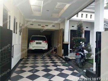 Dijual Rumah Asri Tengah Kota Jl.Kembar Sayap BKR,  Moh.Toha