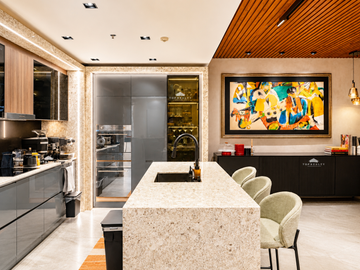 East Gallery Place Sky Suite 2 Bedroom Condo for Sale in BGC | Rush Sale by Motivated Seller