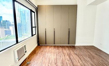 NEWLY RENOVATED 2 BEDROOM UNIT IN BSA TOWER LEGAZPI VILLAGE MAKATI CBD