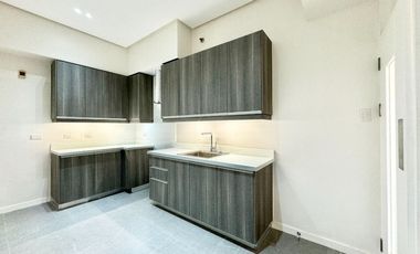 NEWLY RENOVATED 2 BEDROOM UNIT IN BSA TOWER LEGAZPI VILLAGE MAKATI CBD