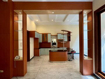 RUMAH MEWAH 2LT FULL FURNISH DI BUKIT GADING MEDITERANIA KELAPA GADING JAKARTA UTARA