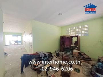 Single-story house, 193 sq.w. (approx. 792 sq.m.), near Wat Thung Kraphang Hom temple and Wat Thung Kraphang Hom school, Phetkasem Road, Malai Man Roa