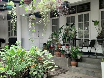 Rumah nyaman di Bintaro dekat ke Bintaro XChange Mall.