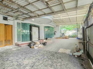 Dijual Rumah Pusat Kota Jln Kelud, Surabaya. Old Money Area