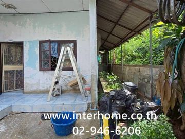 Two-story townhome, 24 sq.wa., Jutaphat Village, Lad Lum Kaeo, Soi Wat Bo Thong, Lad Lum Kaeo-Pathum Thani Road, Pathum Thani-Bang Len Road, Lad Lum K