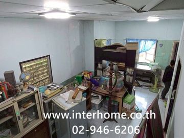 Two-story townhome, 24 sq.wa., Jutaphat Village, Lad Lum Kaeo, Soi Wat Bo Thong, Lad Lum Kaeo-Pathum Thani Road, Pathum Thani-Bang Len Road, Lad Lum K