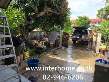 Two-story townhome, 24 sq.wa., Jutaphat Village, Lad Lum Kaeo, Soi Wat Bo Thong, Lad Lum Kaeo-Pathum Thani Road, Pathum Thani-Bang Len Road, Lad Lum K