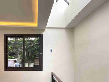 FOR SALE RUMAH 2 LT KOMP GRIYA CIHANJUANG