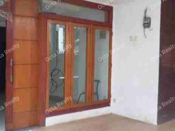 DiSewakan Rumah Siap Huni di Tebet Barat Jakarta Selatan