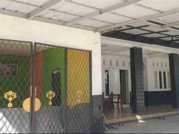 jual kontrakan 16 pintu dan 1 rumah mewah pinggir jalan surat SHM