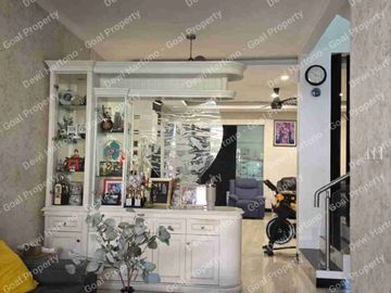 Dijual Rumah di Sektor 1E Gading Serpong (Full Renovasi)