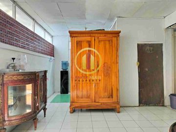 Rumah di Sukaluyu Cikutra Pahlawan Dekat Gedung Sate
