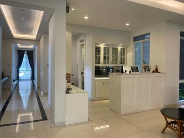 Rumah Hoek Siap Huni Furnished di Larangtapa KBP