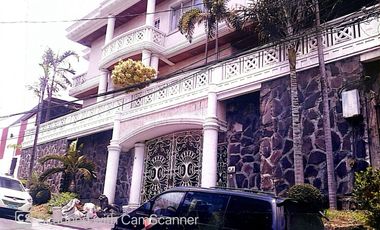White Plains Subdivision QC House and Lot for Sale