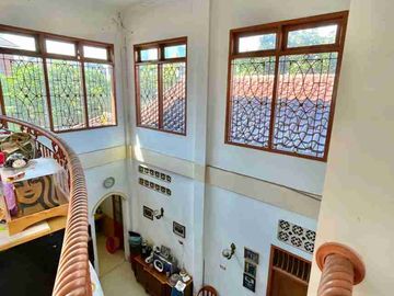 Rumah Elit Lokasi Strategis Dekat Undip di Ngresep Banyumanik Semarang