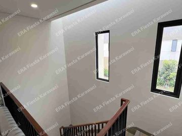 Dijual Rumah Hoek Carson Symphonia Gading Serpong Dekat City Gate & Sekolah Ekayana