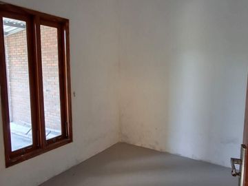 Rumah Etnik Berkarakter Dekat Tol Prambanan, Second Harga Murah