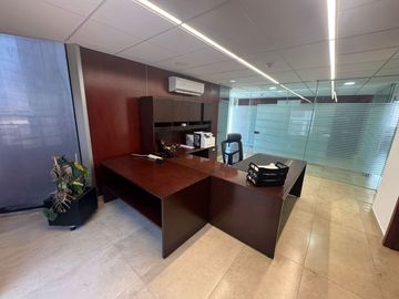 OFICINA EN VENTA/RENTA EN TORRE AMÉRICAS | ARLETTE FLORES