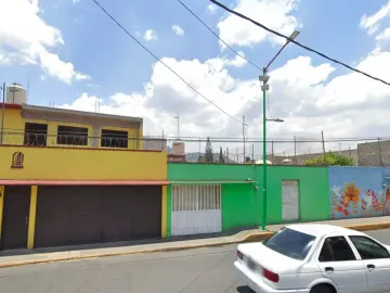 CASA EN VENTA (RECUOERACION HIPTECARIA) EN CALLE JUSTO SIERRA