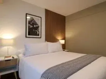 Venta Departamento 70 m² | Miraflores | 2 Dorm., Cerca Al ¡Malecón Cisneros!