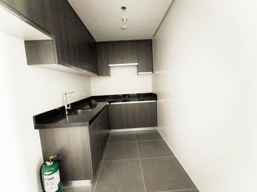 High-Floor 1BR w/ Parking | The Connor at Greenhills