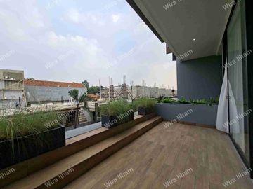 Hunian Double Decker eksklusif di kawasan elite Jakarta Selatan