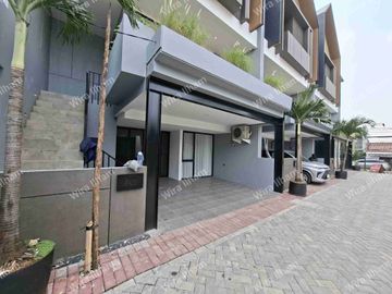 Hunian Double Decker eksklusif di kawasan elite Jakarta Selatan