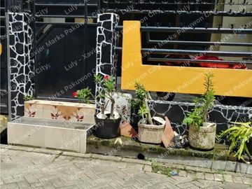 Dijual Rumah Kos Aktif Hook 2 Lantai 15 KT 16 KM Lebak Arum Barat Tambaksari Surabaya