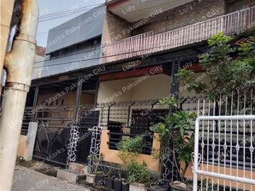 Dijual Rumah Kos Aktif Hook 2 Lantai 15 KT 16 KM Lebak Arum Barat Tambaksari Surabaya