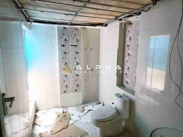Dijual Cepat Rumah Hook 2,5 Lantai di Permata Baloi