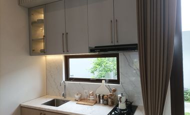 Rumah 1,5 Lantai dengan Konsep Mezanin di pusat kota tangerang, ukuran lebar 7x15