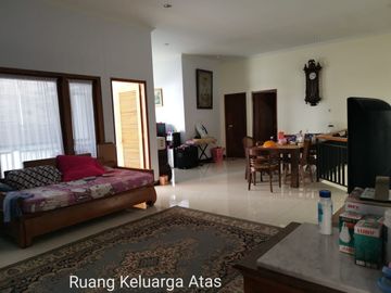 Rumah Mewah Megah 2 Lantai Plus Ruang Café Strategis Lebar Depan 15m Premium di Cemani Grogol Sukoharjo