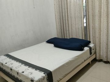 Rumah 2 Lantai Tenggilis Surabaya - RM192APD