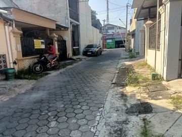 Rumah Tinggal Nyaman Strategis Akses Jalan Lebar Siap Huni di Mojosongo Jebres Surakarta