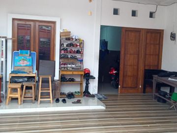 Rumah Tinggal Nyaman Strategis Akses Jalan Lebar Siap Huni di Mojosongo Jebres Surakarta