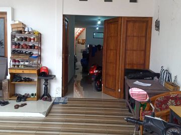 Rumah Tinggal Nyaman Strategis Akses Jalan Lebar Siap Huni di Mojosongo Jebres Surakarta
