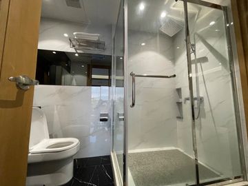 LUXURY SPACIOUS ONE BEDROOM MORNING SUN UNIT  AT ONE EUPHORIA IN BALIBAGO ANGELES CITY | NEAR CLARK AIRPORT