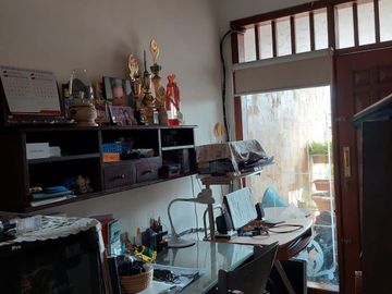 LUAS 120M2 – 2 LANTAI!! RUMAH DIJUAL DI PERUMAHAN BABATAN MUKTI - WIYUNG, SURABAYA : FREE AC & WATER HEATER