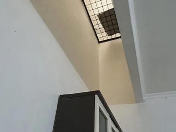 Dijual Rumah 2 Lantai Unfurnished di Tanjung Duren, Bebas Desain Sendiri Sesuai Selera